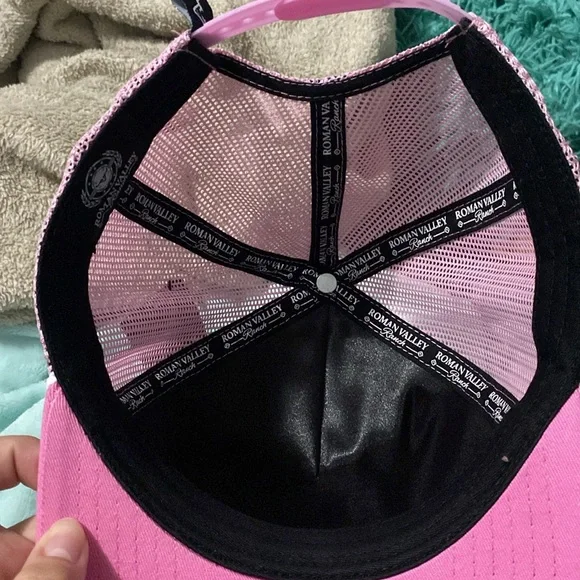 Pink Aztec RVR Cap - Picture 8 of 8